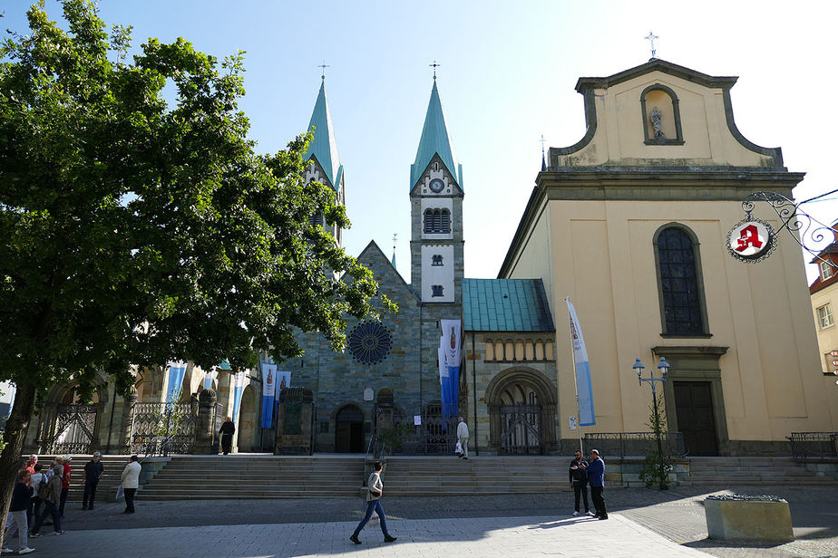 St. Crescentius in Werl und am Möhnesee